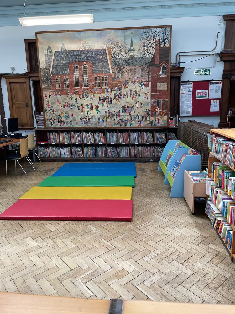 Bethnal Green Library