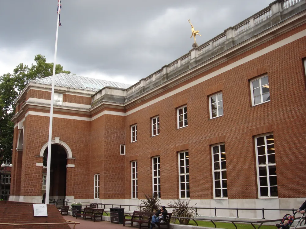 Kensington Central Library